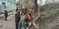 Дмитрия Миляев взял в руки бензопилу на Всероссийском субботнике - ТК Первый Тульский