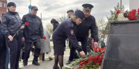 Тульские полицейские почтили память ликвидаторов аварии на Чернобыльской АЭС - ГТРК