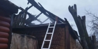 В Понырях из-за короткого замыкания сгорел сарай с индюшатами - Городские Известия