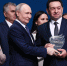 Владимир Путин наградил победителя премии «Служение» - Пуровская медиагруппа