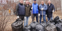 Субботник на территории госпиталя Ветеранов войн провели депутаты ЗС  Мария Иванова - IrkutskMedia.Ru