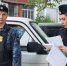В Хакасии должница по алиментам пыталась скрыться от судебных приставов, перепрыгнув через забор - УФССП