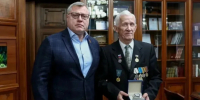 Игорь Бабушкин наградил Павла Старкова за ликвидацию аварии на Чернобыльской АЭС - Bloknot-Astrakhan.Ru