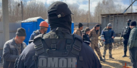 При содействии ОМОН Росгвардии в Иркутской области продолжаются рейды по пресечению нарушений миграционного законодательства - Росгвардия