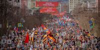 Бессмертный полк на улице Мурманска - ИА Nord-News.Ru