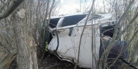 В Кинельском районе Lada Kalina слетела в кювет и перевернулась, госпитализированы две женщины - Волга Ньюс