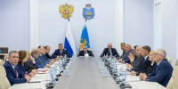 Михаил Ведерников поздравил псковских депутатов с Днем парламентаризма - InformPskov.Ru