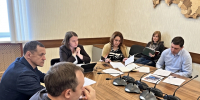 «Нужно работать качественнее», - Ольга Вовк на встрече с подрядчиками, которые капитально ремонтируют дома в ЗАТО - Арктик-ТВ