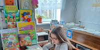 Лазаревская детская библиотека. День информации "Читаешь ты, читаю я, читает вся моя семья". - Щекинская МЦБ