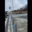Фото: скриншот @urist_pomosh | Леера и точка: дорожники перекрыли «точки аварийности» во Владивостоке - PrimPress.Ru