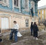 Живое наследие. В Златоусте к дому родителей легендарного советского маршала прибыл десант волонтёров - Златоустовский рабочий