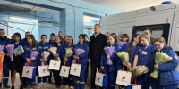 Никитин подарил мишку тульским фельдшерам в День скорой помощи - ТК Первый Тульский