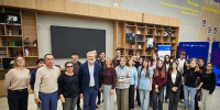 Астраханским студентам журфака рассказали, как противостоять фейкам - Газета Волга
