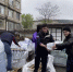 Волонтеры продолжают оказывать помощь пострадавшим от паводка в Махачкале - Махачкалинские известия