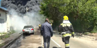 Пожар на НПЗ в Туапсе распространился на многоквартирный дом - M24.Ru