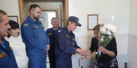 Поздравление ветерана пожарной охраны с 75-летием - Центр по делам гражданской обороны, пожарной безопасности и чрезвычайным ситуациям