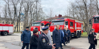Александр Дрозденко осмотрел новую технику пожарно-спасательного гарнизона Ленобласти - 47Channel.Ru