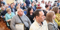 работникам предприятий вручили награды ко Дню весны и труда - Правительство ЛНР