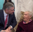 Встреча губернатора и Прасковьи Чумилиной кадр из видео - ChitaMedia