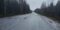Лишенный прав водитель «припарковался» в кювете на ухтинской трассе - Bnkomi.Ru