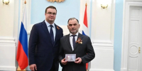Виталий Хоценко поздравил омичей с присуждением государственных наград и присвоением почетных званий - Газета Правда севера