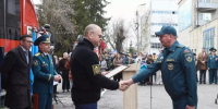 Олег Мельниченко поздравил пензенских пожарных с профессиональным праздником - Progorod58.Ru