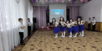 «ЗА!» мир! «ЗА!» труд! «ЗА!» май!» - Газета Рассвет