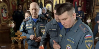 В Ленске совершили панихиду по погибшим сотрудникам МЧС России - Якутская и Ленская епархия