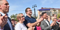 Хоценко открыл «Пешеходный Любинский» в Омске - СуперОмск