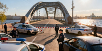 Дворцовый, Троицкий и Литейный мосты закрыли для транспорта 1 мая - Peterburg2.Ru