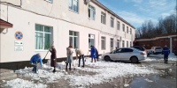 Более 600 жителей Мурманска вышли на субботник - SeverPost.ru