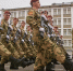 Печатая шаг: курсанты военной академии Росгвардии используют любую возможность для подготовки к параду Победы - Петербургский дневник