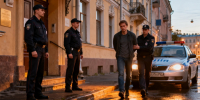 В Петербурге задержан белорус за попытку продажи исторического револьвера - Peterburg2.Ru