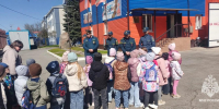 В пожарной части станицы Зеленчукской прошла экскурсия для дошкольников - МЧС России