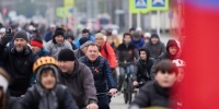 В Ставрополе, несмотря на холодную погоду, прошёл велопробег в честь 9 мая - Вечерний Ставрополь