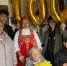 В Кировском районе в первый день мая со 100-летним юбилеем поздравили жителя района Тамару Ивановну Шатихину - Кировский район