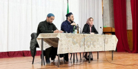 В Кайтагском районе имамы обсудили со школьниками будущее и ценности - Сетевое издание Деловой Кайтаг