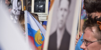 В Амстердаме «беженцы» с Украины пытались сорвать шествие «Бессмертного полка» - ИА Общественная служба новостей