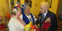 В гостях у ветерана - Национально-культурный центр