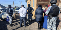 Ручки не золотили: в Усть-Абаканском районе силовики нагрянули в этнический поселок - Газета Хакасия