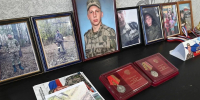 Губернатор Омской области Виталий Хоценко навестил в Большеречье семью участника СВО - Вечерний Омск