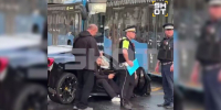 РИА Новости: рэпер Navai на своем Ferrari попал в ДТП в Москве - M24.Ru