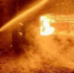 Пожарные вынесли газовые баллоны из горящего дома и предотвратили взрыв в Елизове на Камчатке - КамИНФОРМ