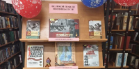Обзор у книжной выставки «Героев наших имена» - Курильская ЦБС