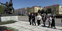 На площади Партизан в Брянске прошла акция «Огонь памяти» - Мглинские Вести