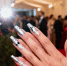 Эшли Грэм удивила Met Gala 2026 маникюром с эффектом «лева» и арт-отсылкой - Peterburg2.Ru