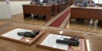 В подразделениях вневедомственной охраны столичного главка Росгвардии проходят церемонии вручения табельного оружия молодым сотрудникам - Росгвардия
