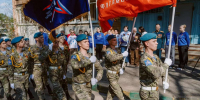 Парады у домов нижегородских ветеранов проходят ко Дню Победы - НИА Нижний Новгород