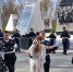 Под звуки вальса: пензенские старшеклассники станцевали в честь Победы у стелы «Город трудовой доблести» - Progorod58.Ru