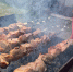 Перестаньте мучить мясо: самый сочный шашлык по рецепту Константина Ивлева за 10 минут - ProGorod.Ru